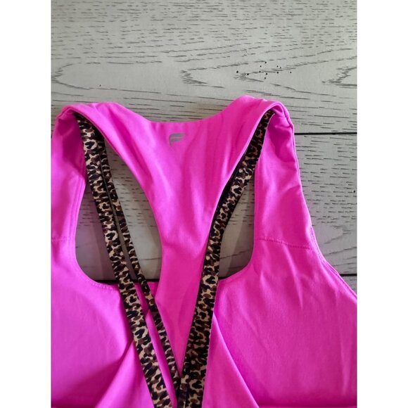 Fabletics Kessler Medium Impact Sports Bra Electric Rose Wavy Cheetah - Picture 4 of 5